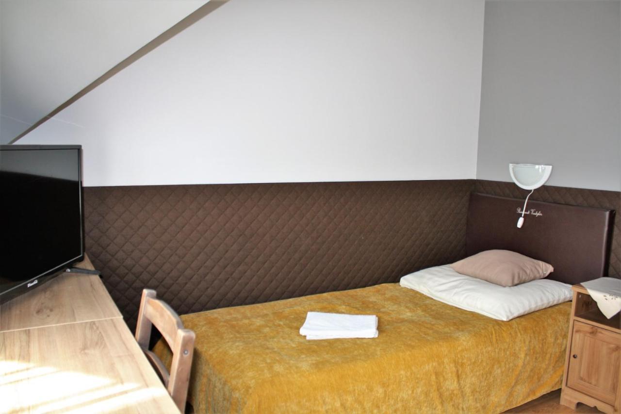 Rembrandt Vendeghaz Hotel Kisbér Exterior foto
