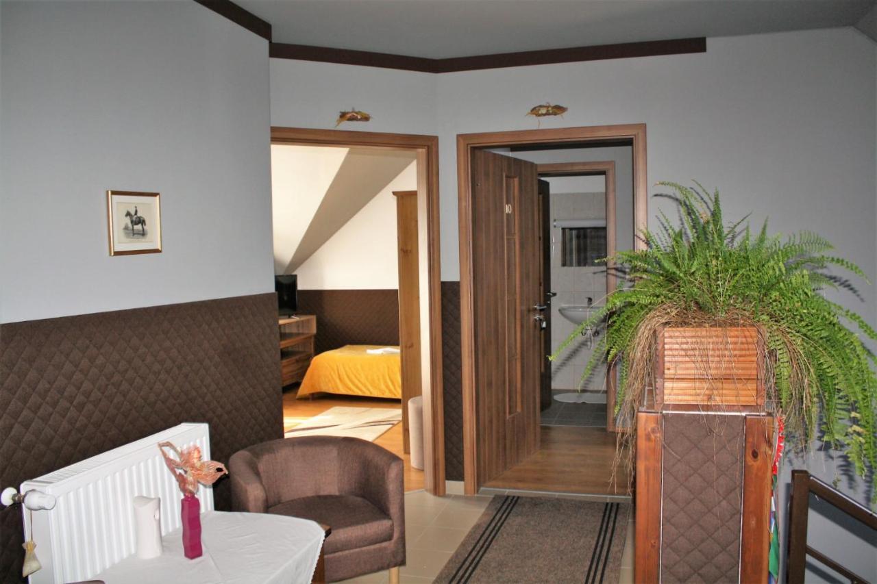 Rembrandt Vendeghaz Hotel Kisbér Exterior foto